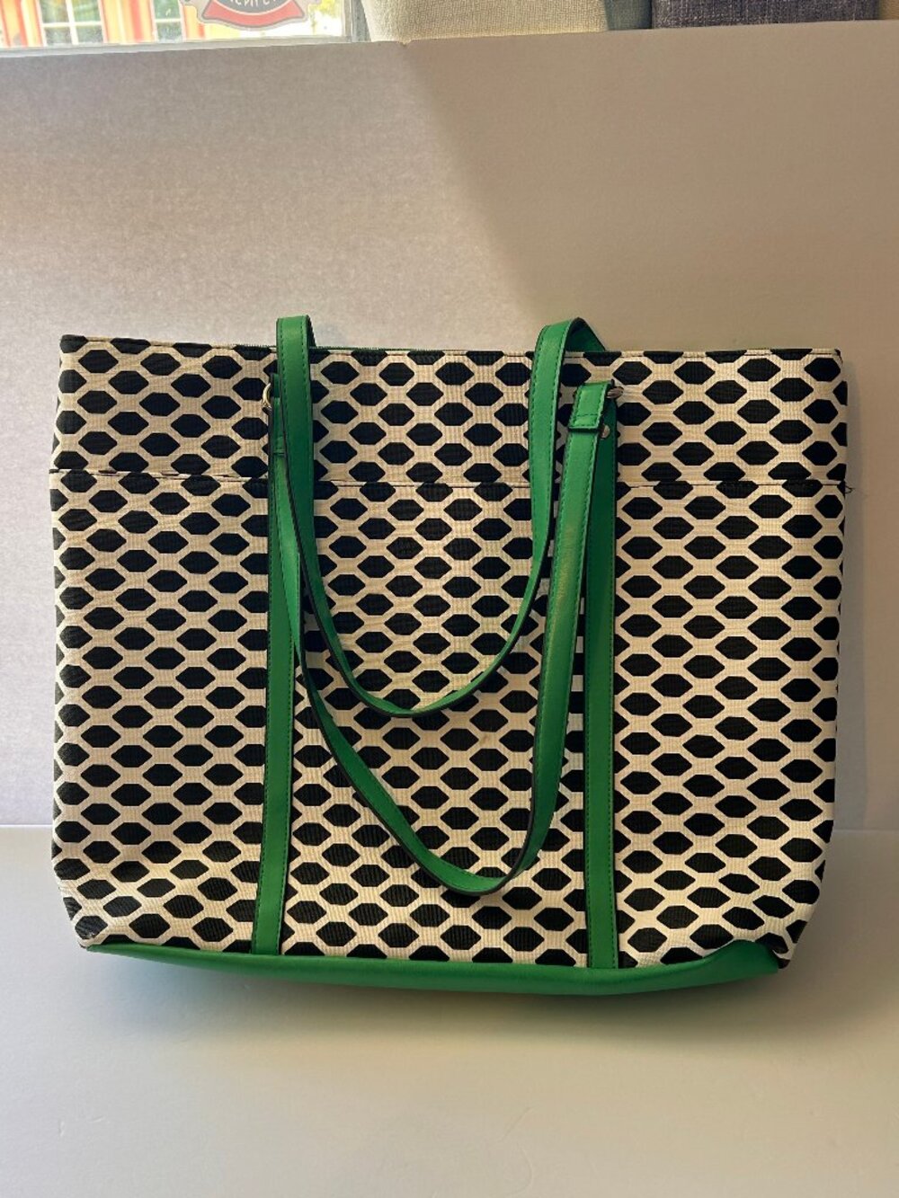 Bueno Geometric Tote Bag Black & White Print w/Green Trim Large Work Laptop Bag